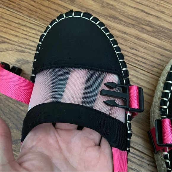 BNWT Kendall +‎ Kylie women’s  black and pink espadrilles in size 8 - Picture 9 of 12